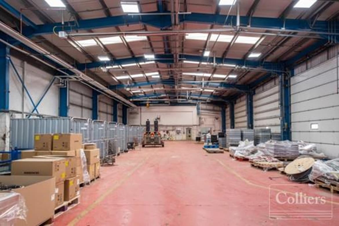 Freehold Detached Industrial & Office For Sale in Glasgow, G22 3
