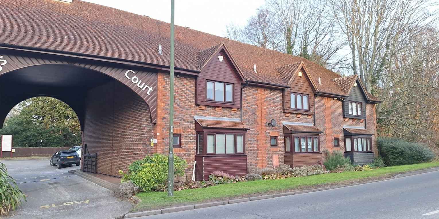 Self Contained Office For Sale or To Let in Horsham, West Sussex 1