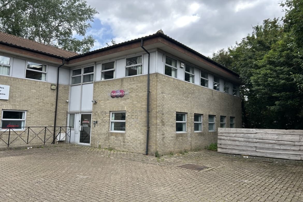 Open Plan Office Building For Sale in Taunton, Somerset 1