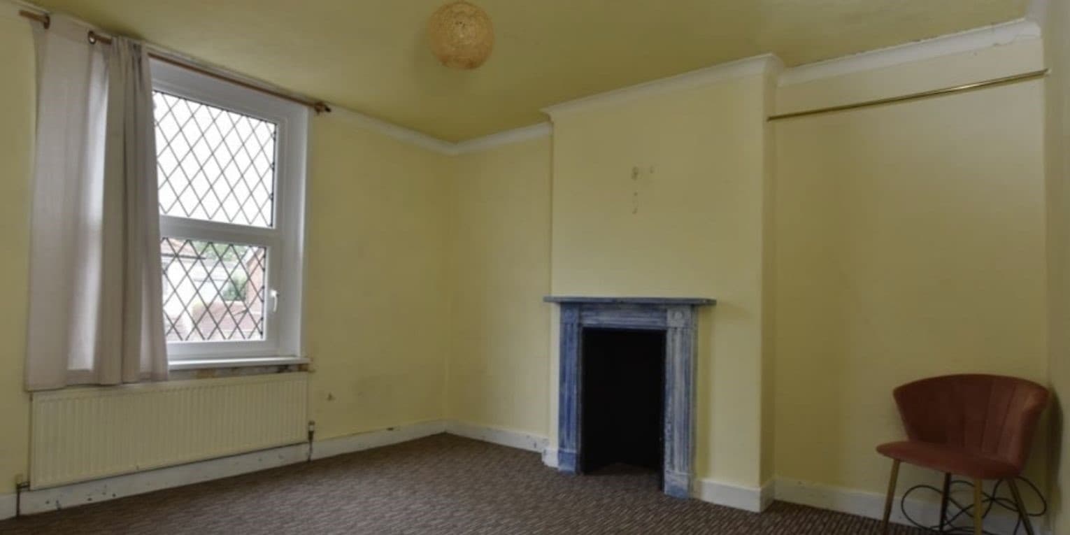 Former pub for sale in Taunton 4