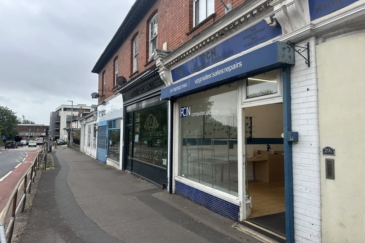 Retail premises for sale in Taunton 4