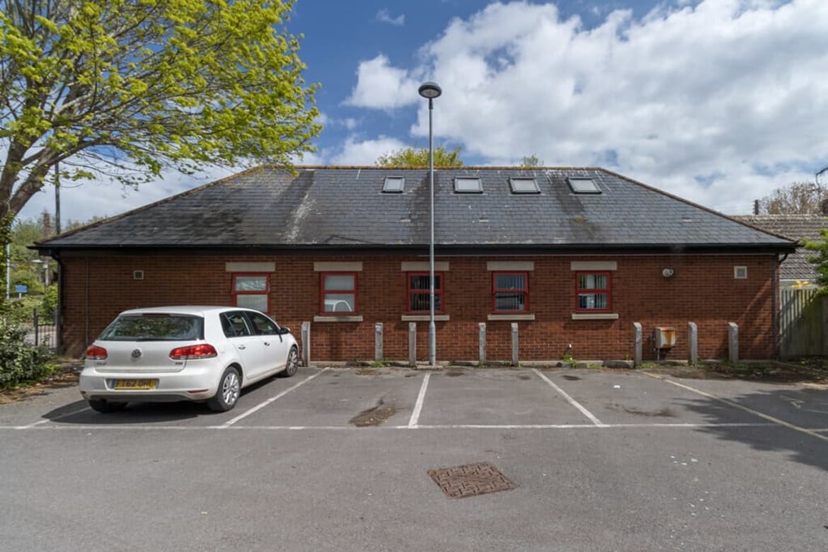 Former children's centre for sale in Taunton 2