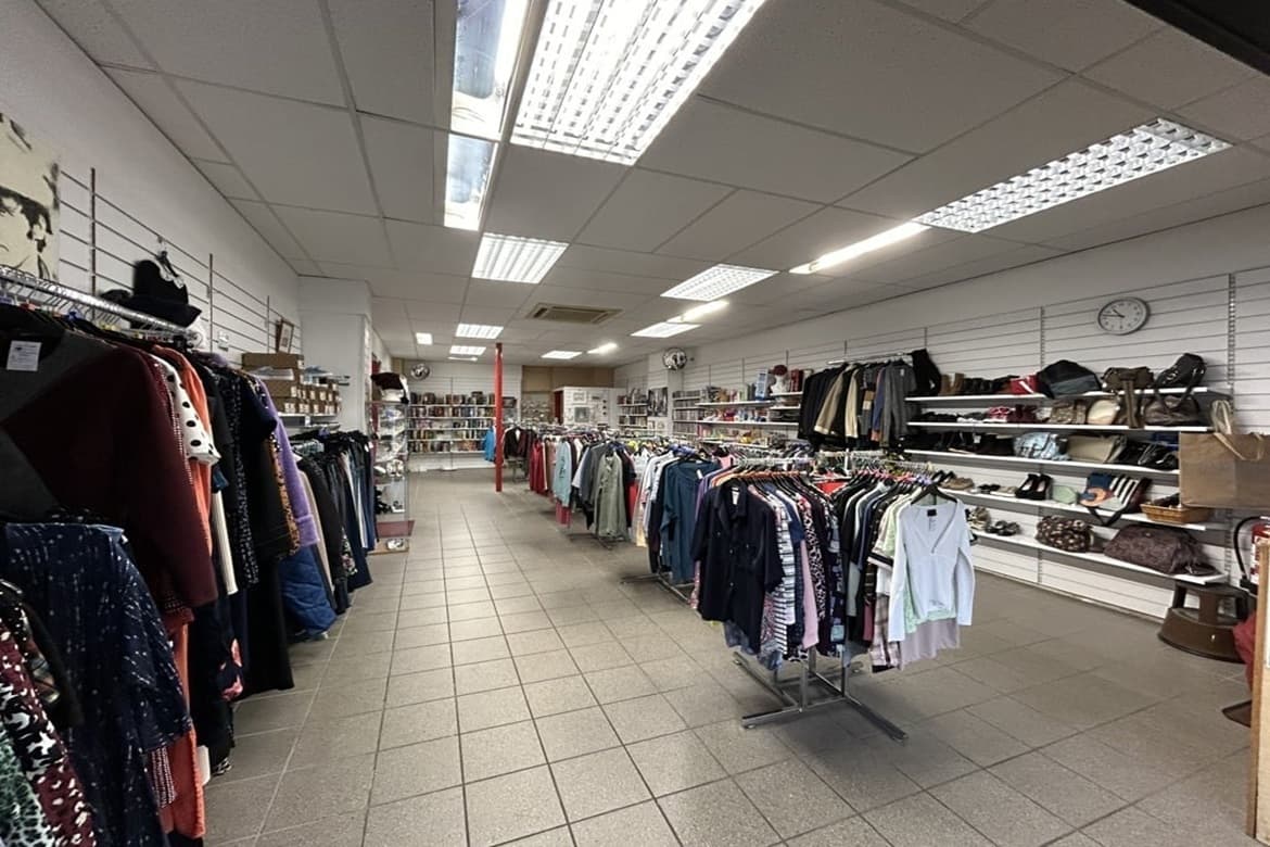 Mixed use building for sale in Minehead 4