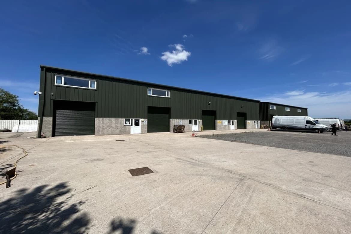 Modern Business Units For Sale in Glastonbury, BA6 1