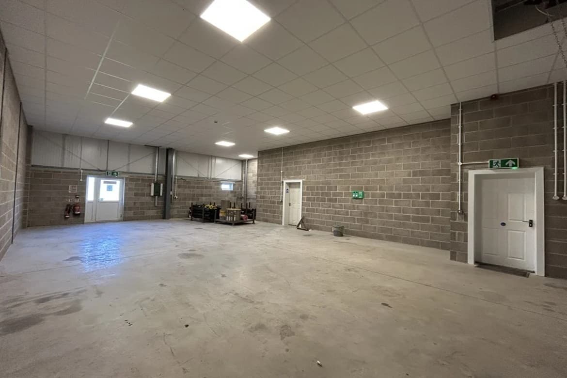 Modern Business Units For Sale in Glastonbury, BA6 4