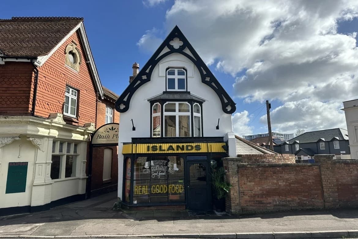 Ground Floor Restaurant For Sale in Taunton, Somerset, TA1 2