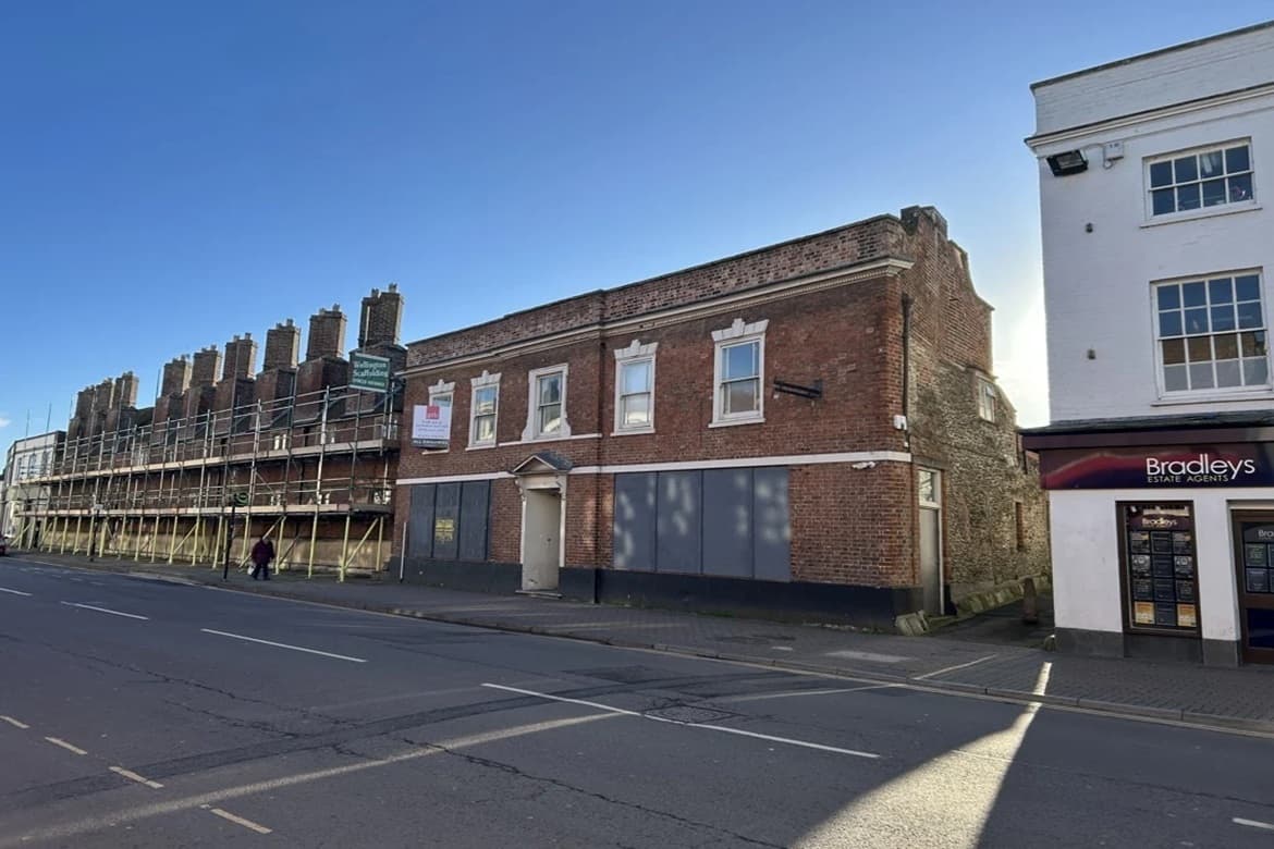 Former Nightclub For Sale in Taunton, Somerset, TA1 2