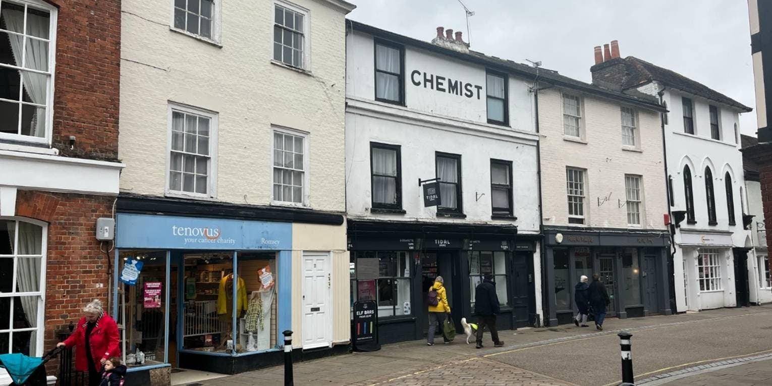 Mixed use property for sale in Romsey 1