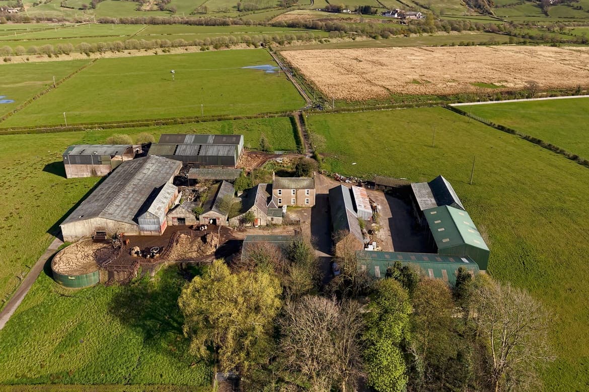 Farmhouse For Sale in Kilbirnie, North Ayrshire, KA25 3