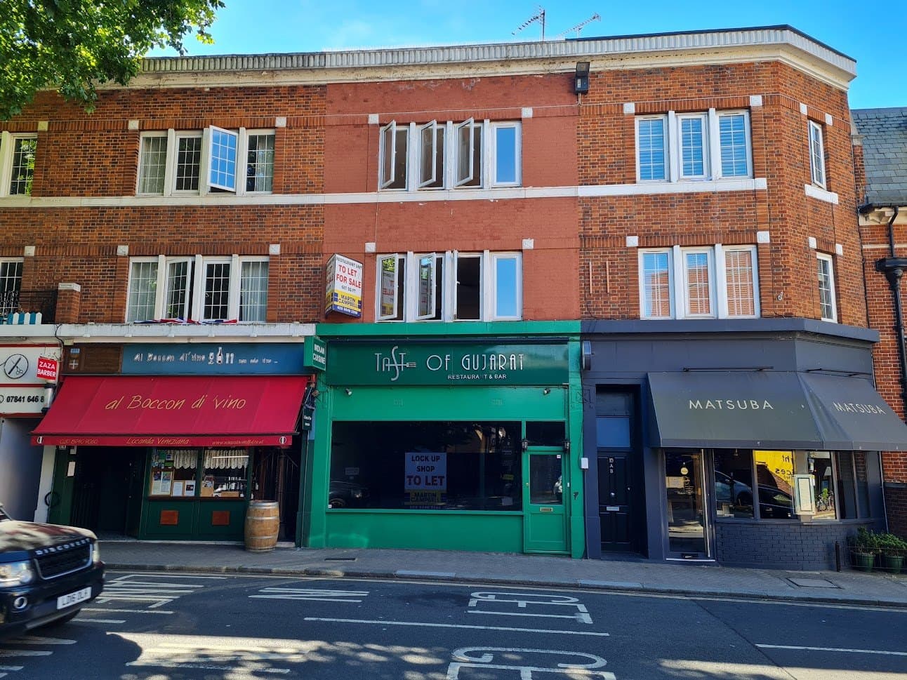 Self contained restaurant for sale or to let in Richmond Upon Thames