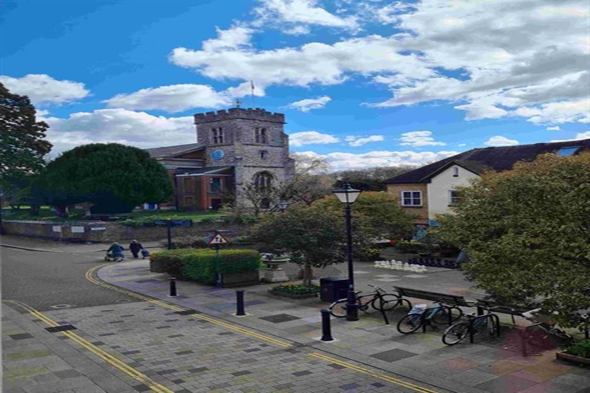 Office Accommodation For Sale or To Let in Twickenham, TW1 4