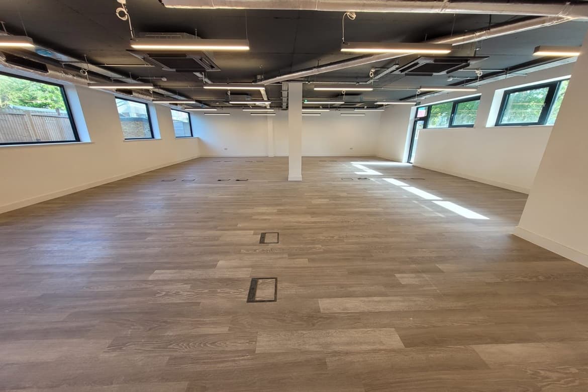 Commercial Property For Sale in Kew 3