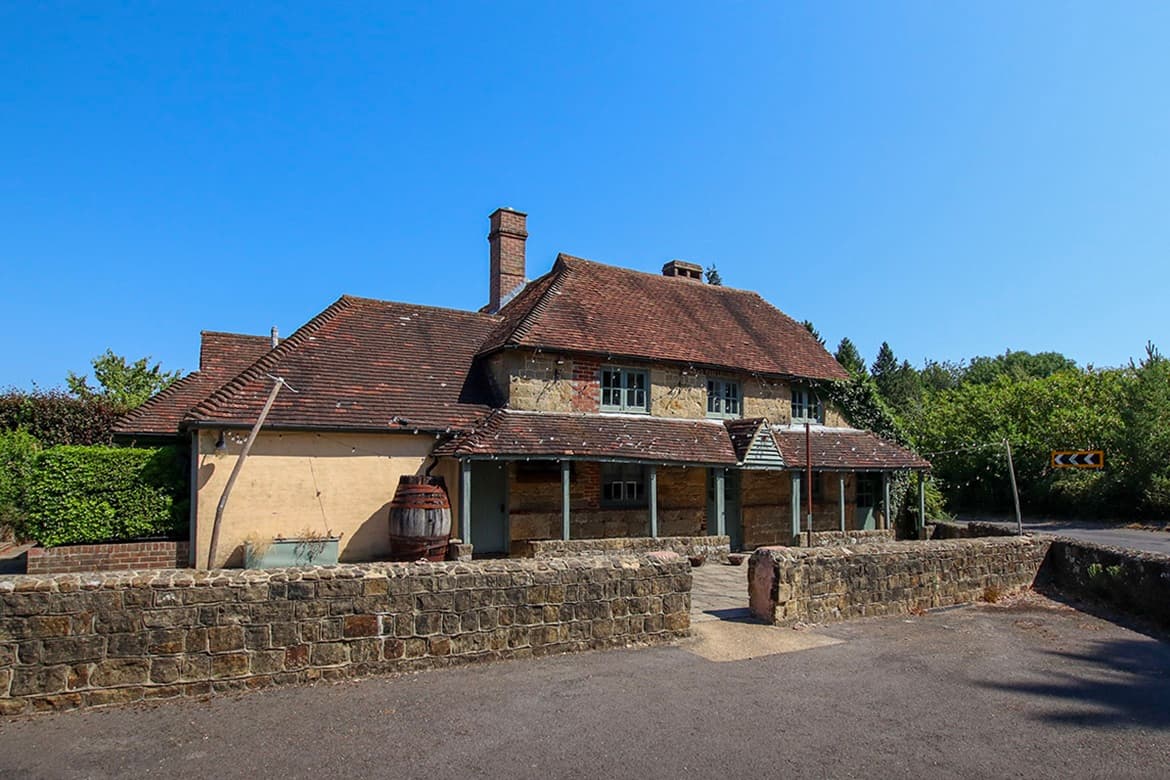 Prominent Mixed Use Property For Sale in Fernhurst, Haslemere, Surrey