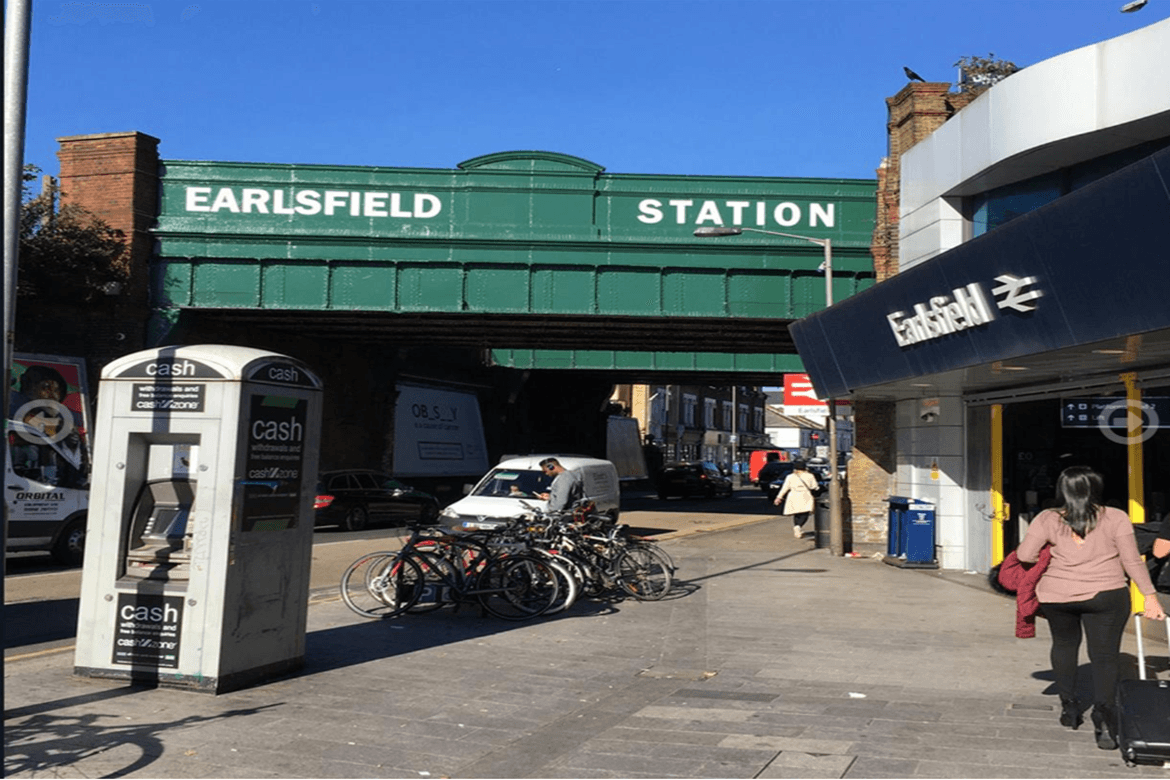 Office Suite For Sale or To Let in SW18, London 4