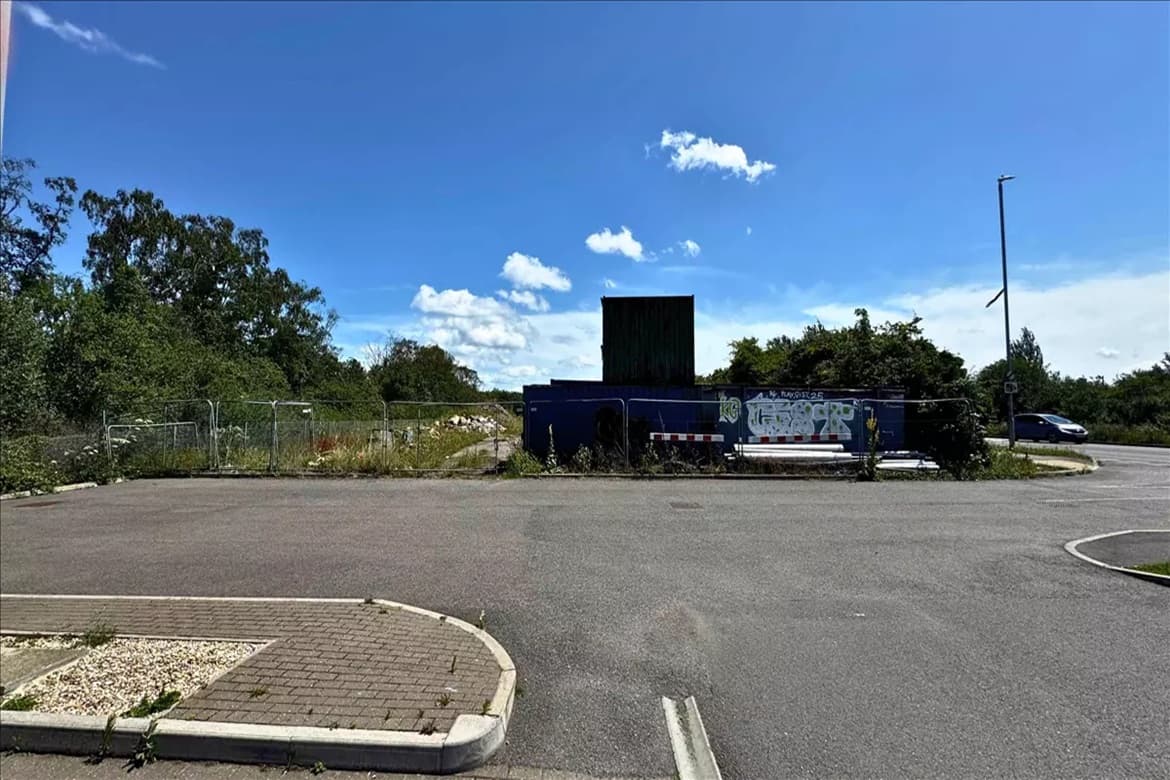 Prominent Land With Development Potential For Sale in Chestfield, Kent 3
