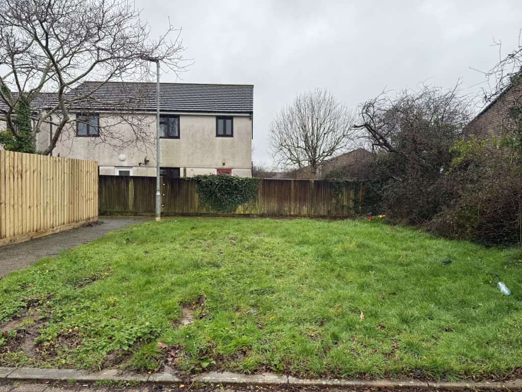 Land Adjacent 10 Forth Scol, Redruth TR15 3JJ: Parcel Of Freehold Amenity Land
