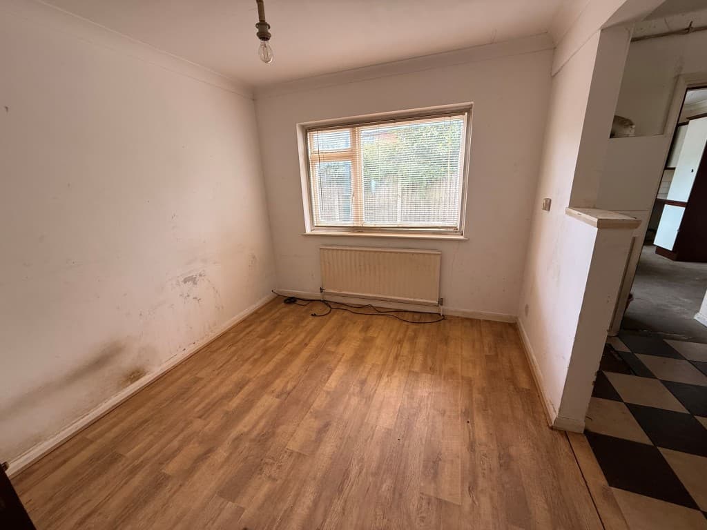 The Shires, Mucking Hall Road, Barling Magna, Southend-on-Sea SS3 0NH: Four-bedroom Detached House For Repair And Modernisation 4
