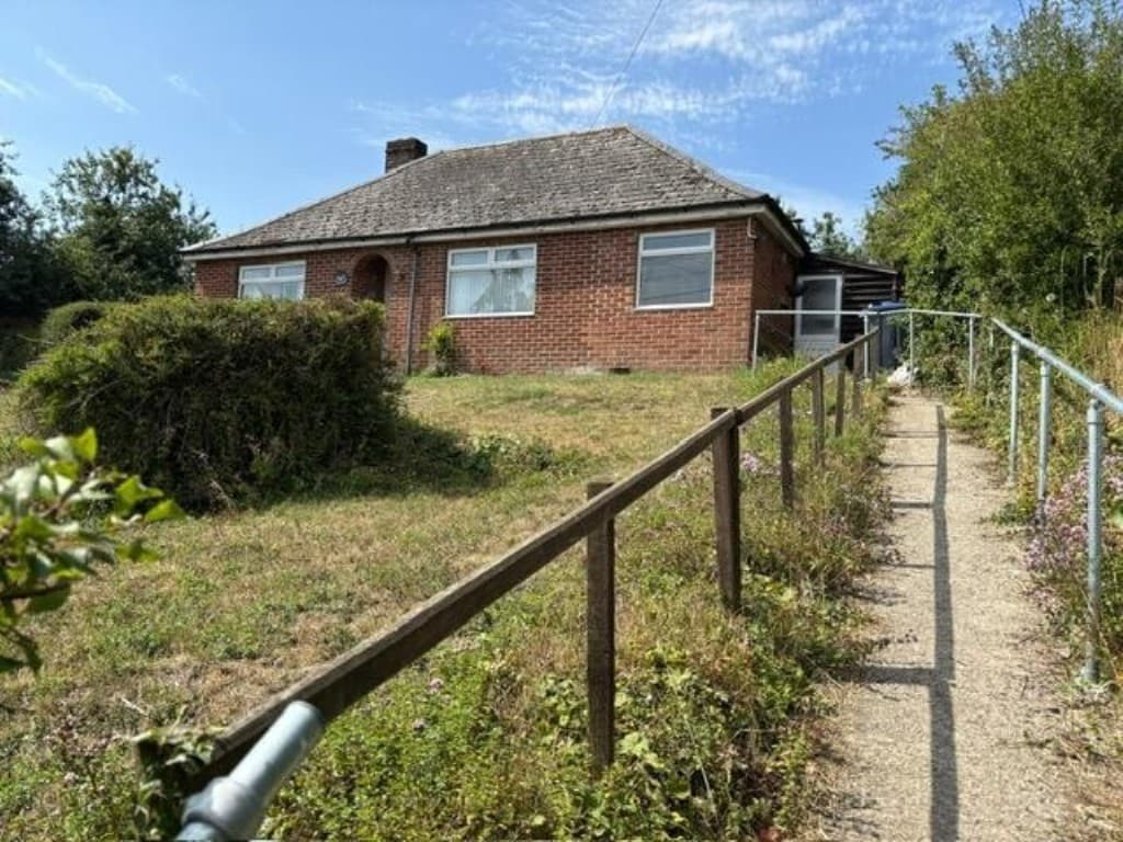 Sunnybank, Sunton, Collingbourne Ducis, Marlborough SN8 3DZ: Detached Bungalow On A Plot With Potential 2