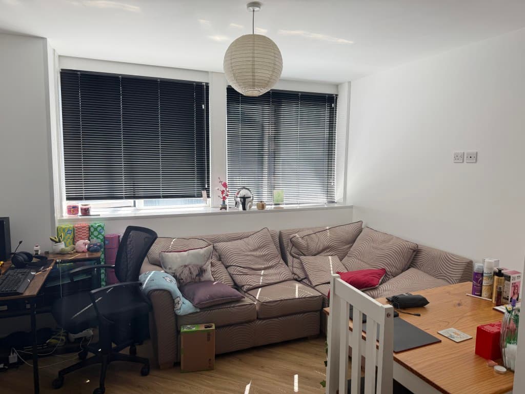 Flat 1 The Annex, Enterprise House, Isambard Brunel Road, Portsmouth PO1 2RX: One-bedroom Leasehold Flat For Investment 2