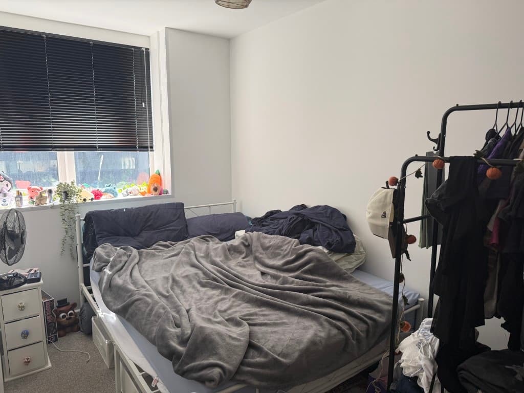 Flat 1 The Annex, Enterprise House, Isambard Brunel Road, Portsmouth PO1 2RX: One-bedroom Leasehold Flat For Investment 4