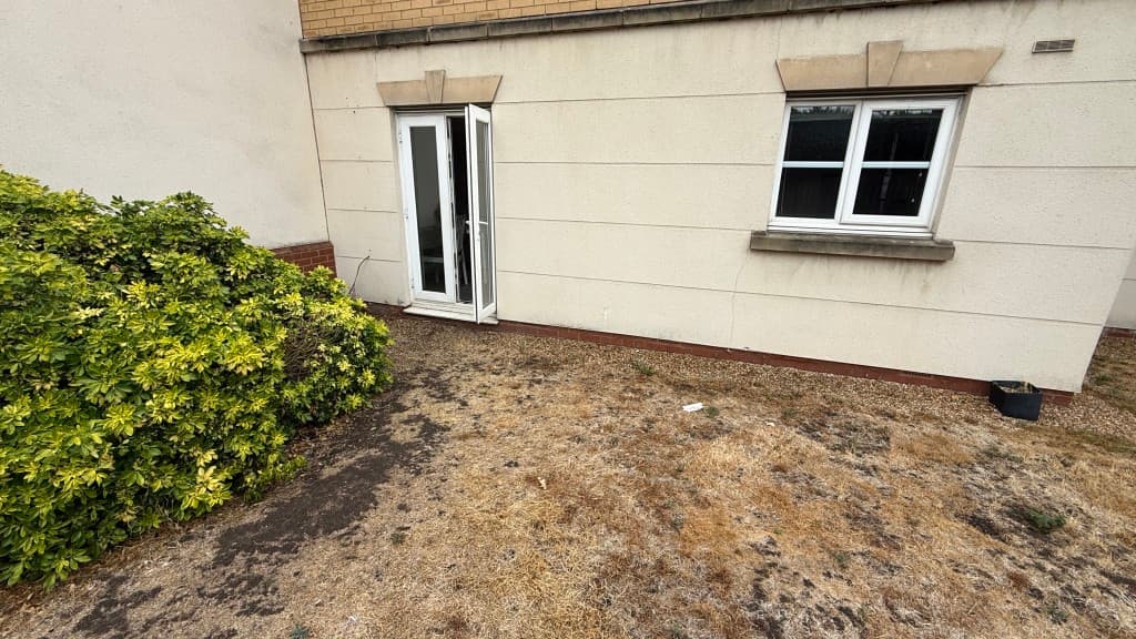 Flat 2, Academy Court, Beaconsfield Road, Bexley DA5 2GA: Vacant Ground Floor Flat With Parking 4