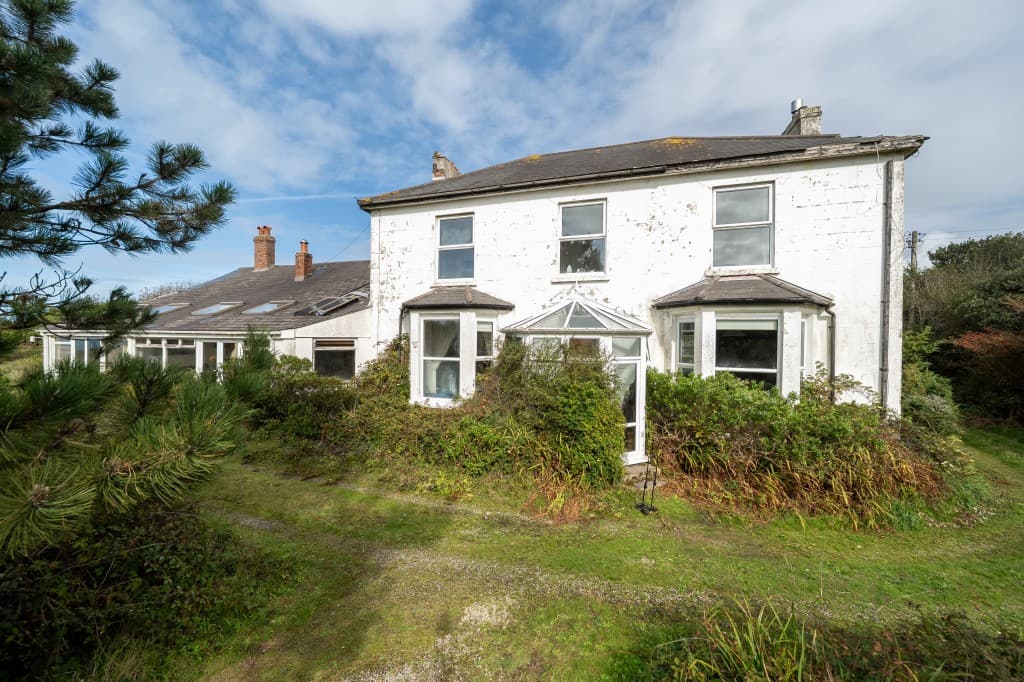 Kenython House, Kenython Lane, St. Just, Penzance TR19 7PT: Former Captains House Plus Three-bedroom Bungalow Set In Over 8.5 1