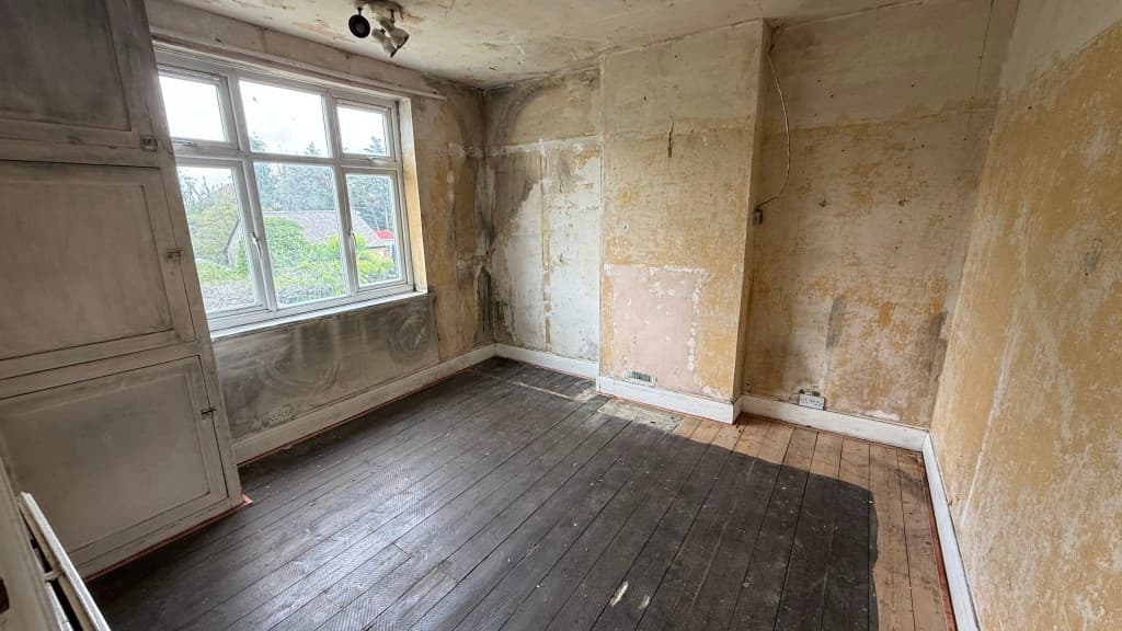 51 Knole Road, Dartford DA1 3JN: Detached Four-bedroom House For Improvement And Repair 4
