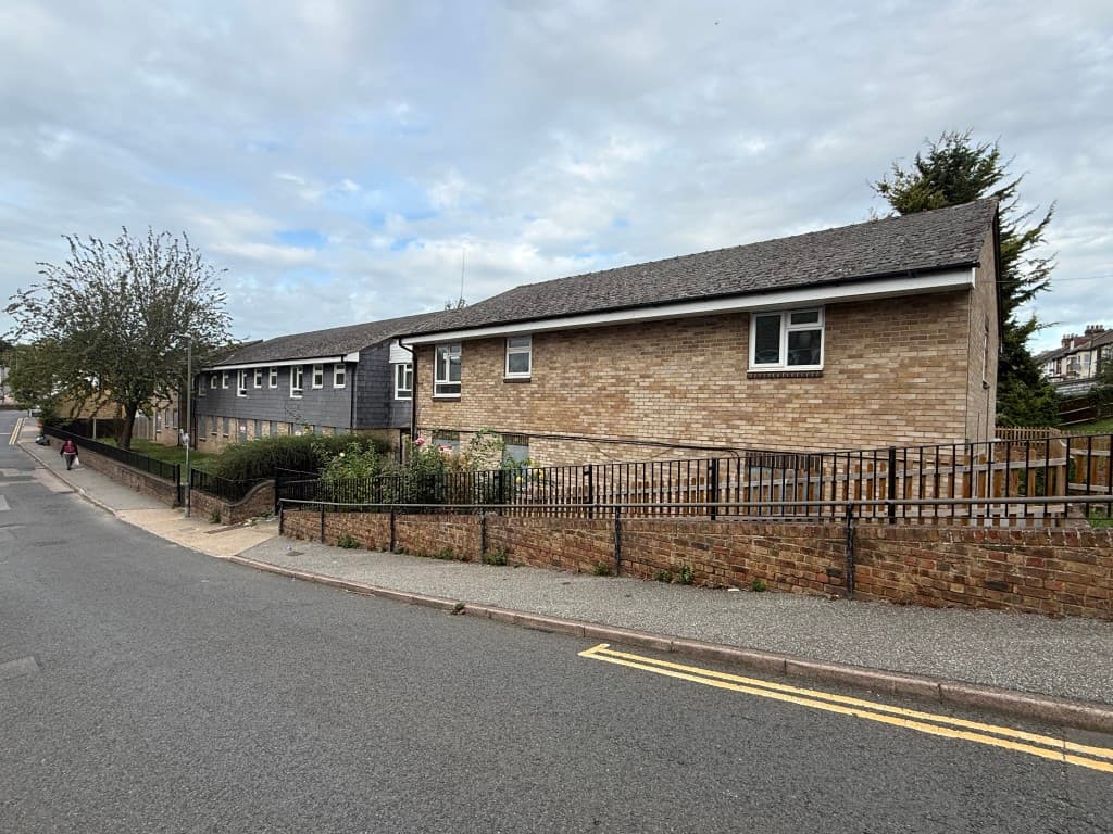 Rhodes House, Beacon Hill, Chatham ME5 7JW: Substantial Detached Block Of 23 Units On 0.47 Acres With Development 2