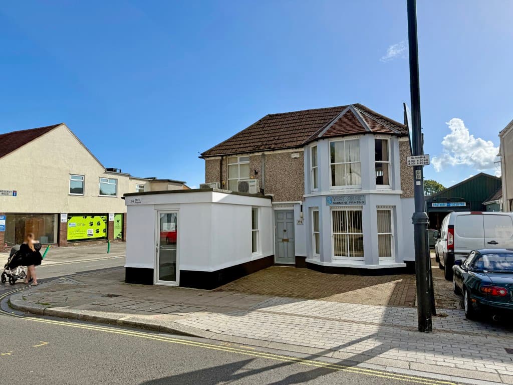 194 West Street, Fareham PO16 0HF: Vacant Freehold Commercial Premises With Potential 1