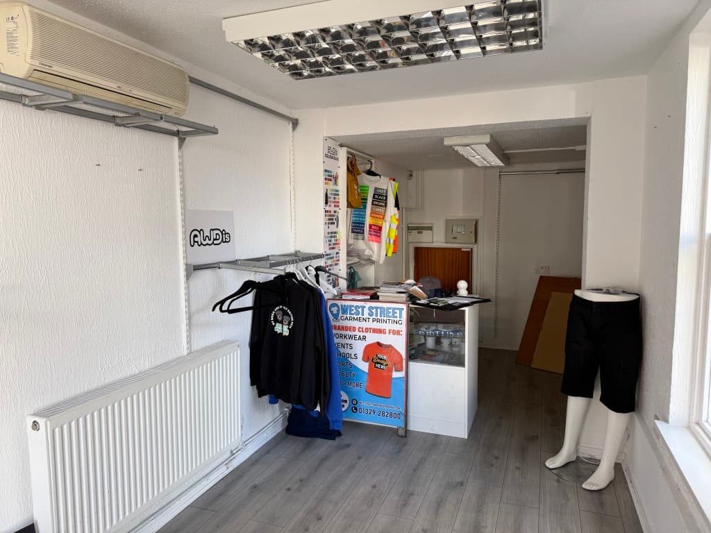 194 West Street, Fareham PO16 0HF: Vacant Freehold Commercial Premises With Potential 3