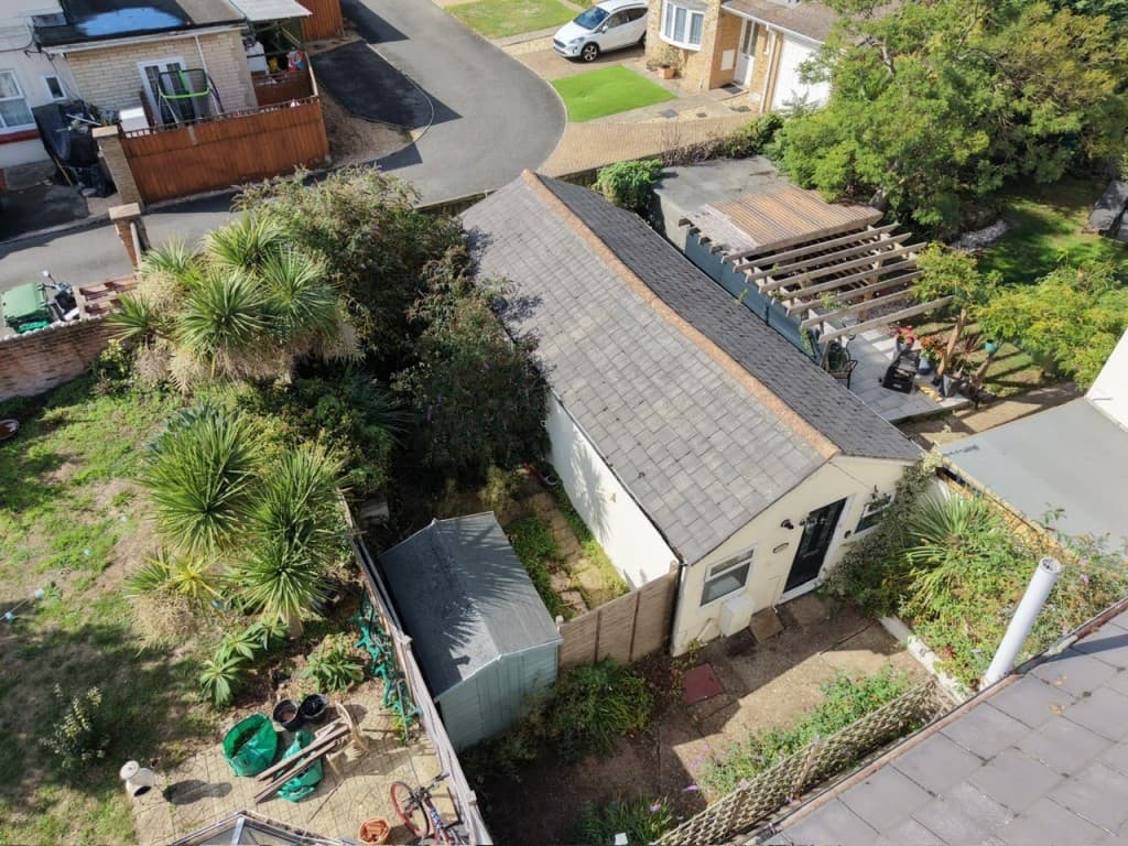 2A Royal Crescent, Sandown PO36 8LZ: One-bedroom Bungalow With Garden For Investment Or Occupation 1