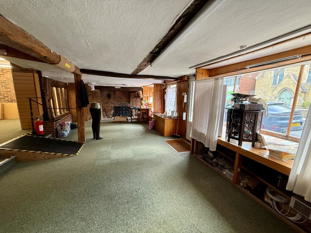 35-37 High Street, Cranbrook TN17 3EE: Vacant Commercial And Residential Property 3