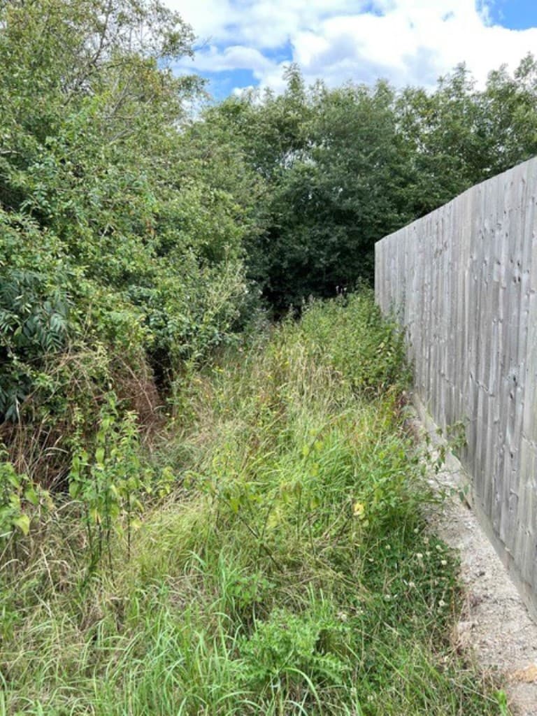 Land Adjoining The Rosary and The Leas, Wycke Hill, Maldon CM9 6SH: Strip Of Freehold Land 4