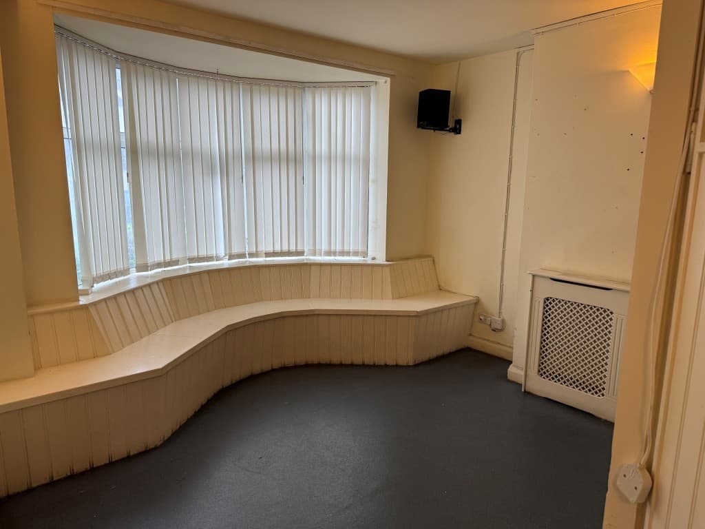 Doctors Surgery, 27-29 Links Road, Portslade, Brighton BN41 1XH: Former Doctors Surgery With Potential For Residential Conversion 4