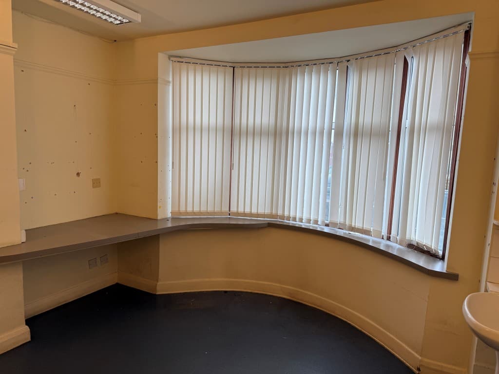 Doctors Surgery, 27-29 Links Road, Portslade, Brighton BN41 1XH: Former Doctors Surgery With Potential For Residential Conversion 5