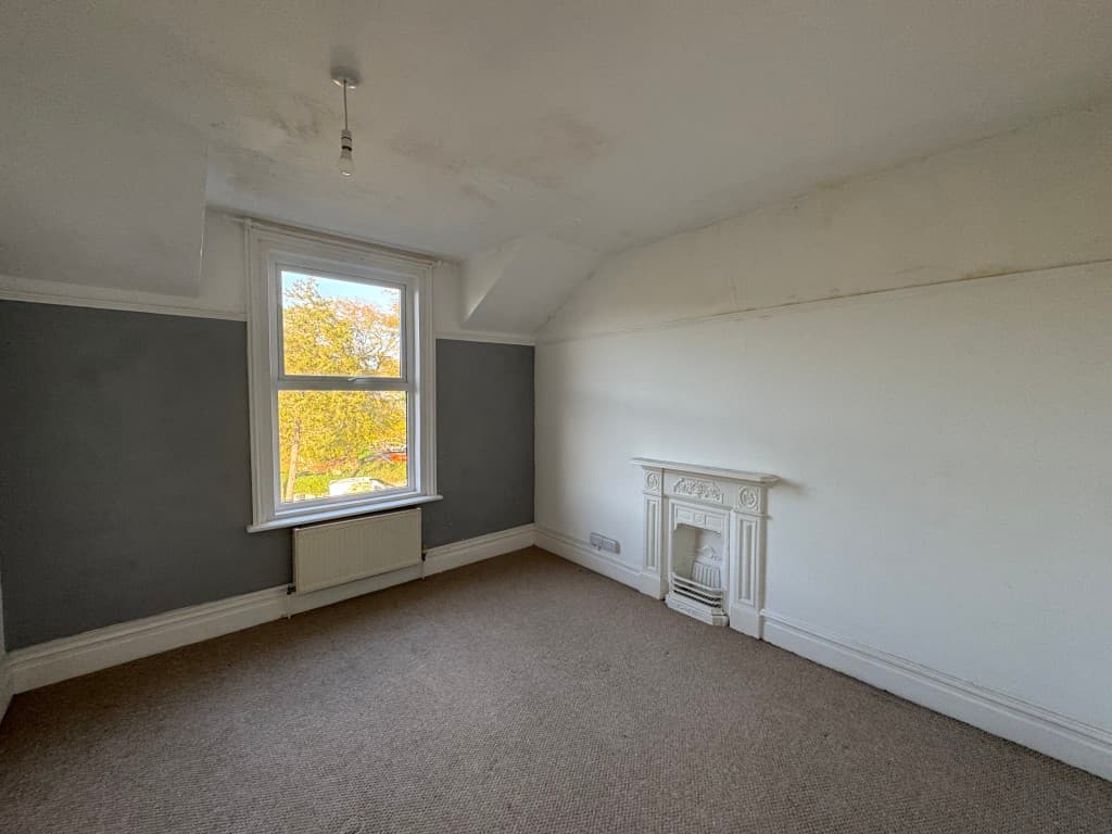 52 Meadfoot Lane, Torquay TQ1 2BP: Mid-terrace Property Comprising Three-bedroom Maisonette And Garden 5