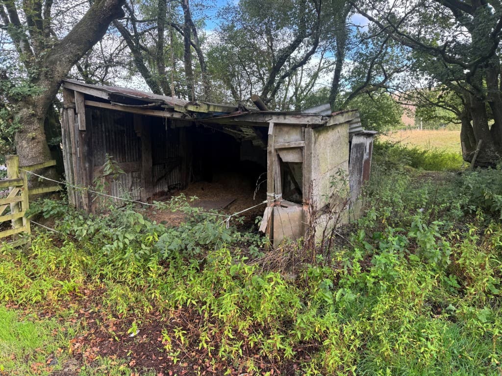 Stables and Paddock Land, Higher Grants, Exebridge, Dulverton TA22 9BE: Two And A Half Acres With Stables And Outbuilding 2