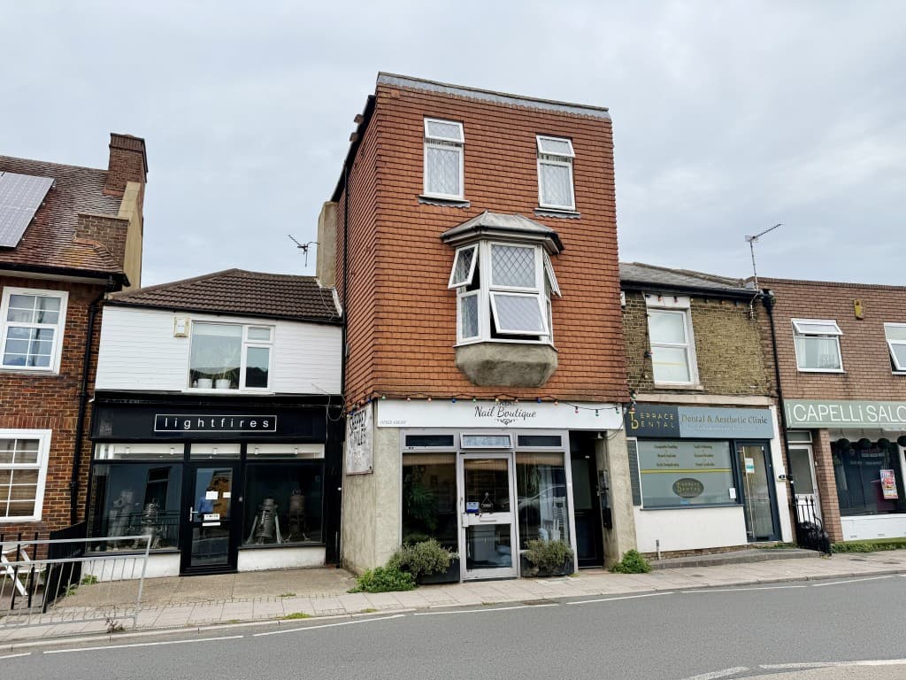 216 High Street, Sheerness ME12 1UN: Mixed-use Investment In Town Centre 1
