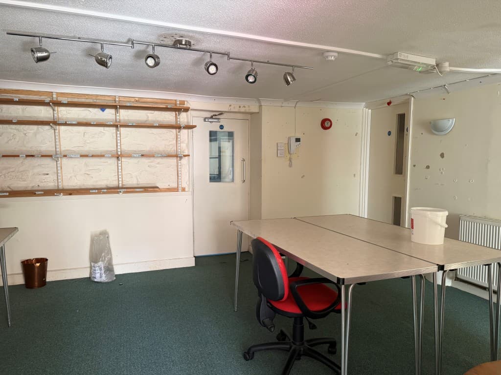 Former Stepping Stones, 5 Ferris Town, Truro TR1 3JG: Commercial Property For Updating With Parking And Offering Potential 4