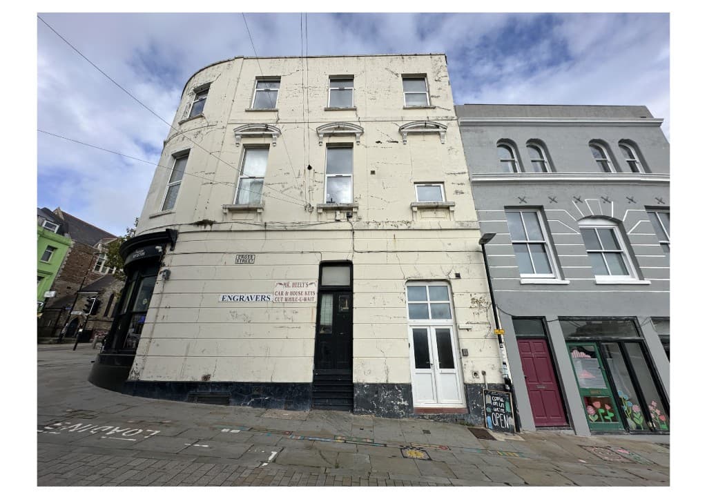 32 Kings Road, St. Leonards-on-Sea TN37 6DX: Freehold Mixed Use Investment 2