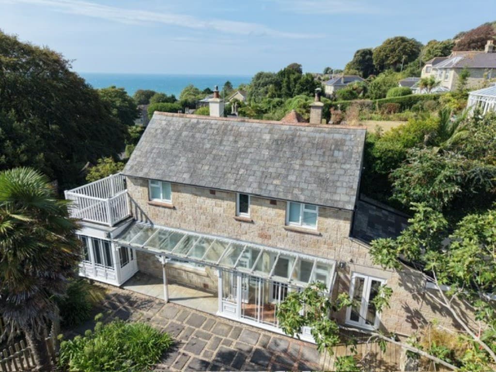 Miramar Lodge, Bonchurch Shute, Ventnor PO38 1NX: Former Stable Block Arranged As A Charming Cottage With Garage 2