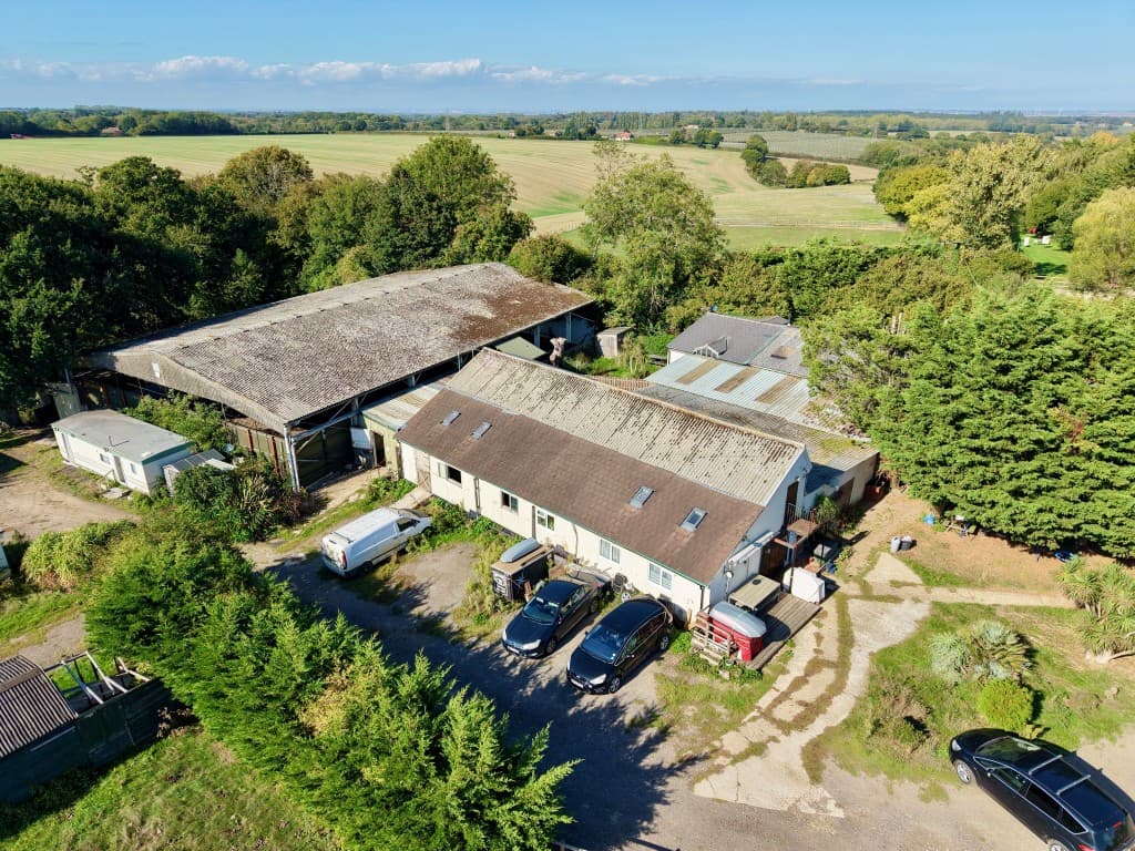 Walnut Tree Buildings, Otterden, Faversham ME13 0DB: Equestrian Facility - Indoor Mange, Stables, Paddocks 1