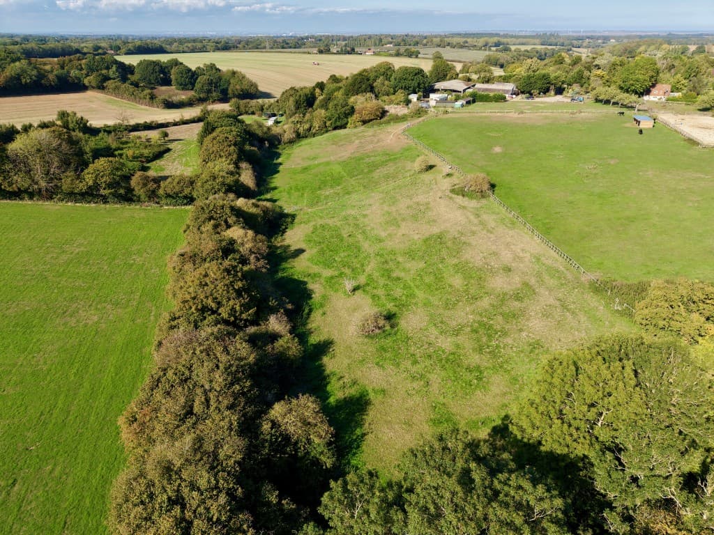 Walnut Tree Buildings, Otterden, Faversham ME13 0DB: Equestrian Facility - Indoor Mange, Stables, Paddocks 4