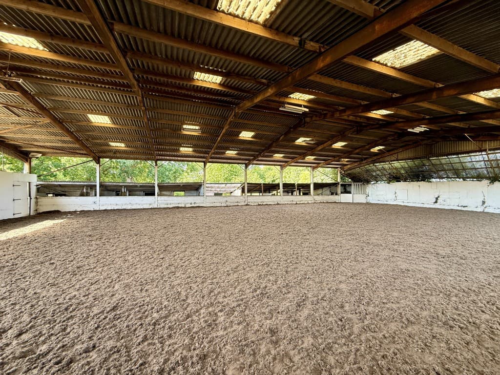 Walnut Tree Buildings, Otterden, Faversham ME13 0DB: Equestrian Facility - Indoor Mange, Stables, Paddocks 5