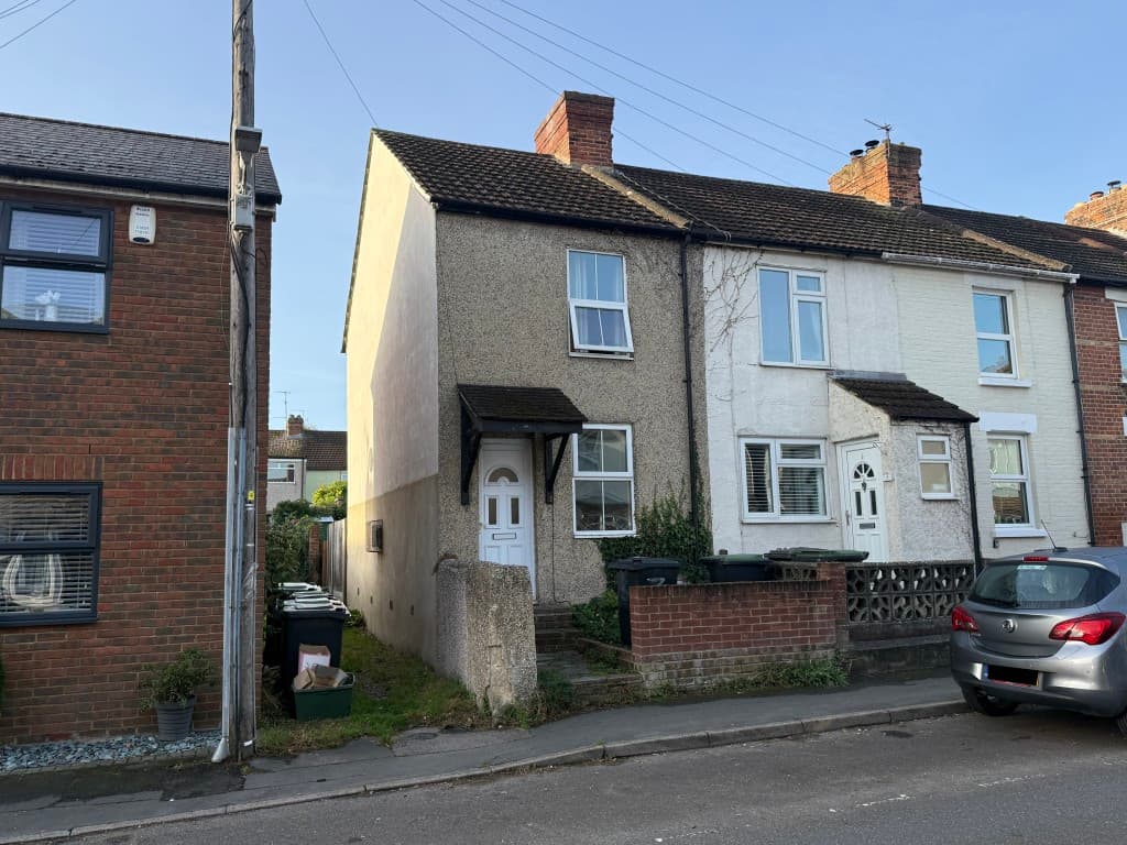 3 Bramley Road, Snodland ME6 5DY: House For Refurbishment 1
