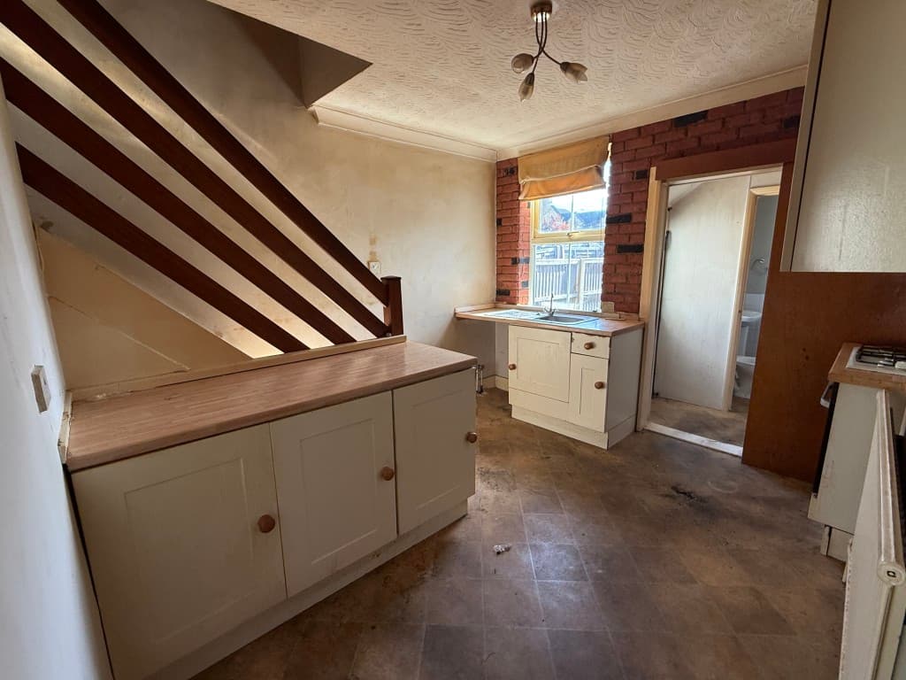 3 Bramley Road, Snodland ME6 5DY: House For Refurbishment 3