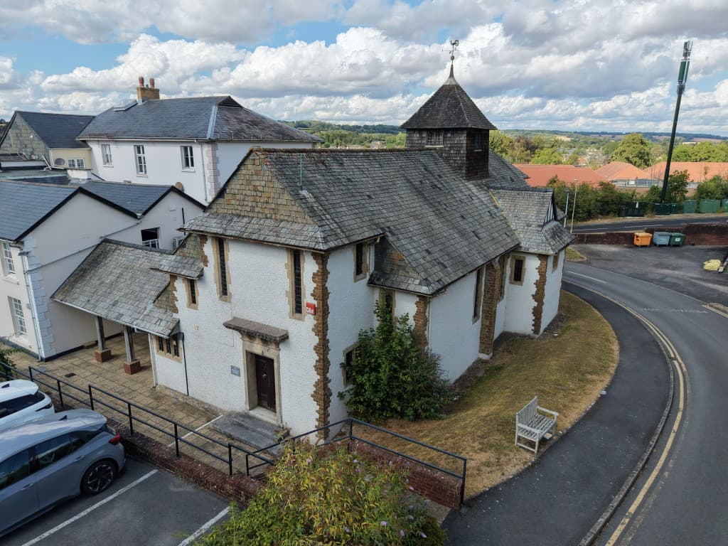 Bell House Studio, The Windmills, St. Marys Close, Alton GU34 1EF: Town Centre Former Chapel Arranged As Dance Studio And Events Venue 1