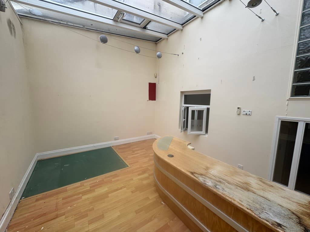 28 Tor Hill Road, Torquay TQ2 5RF: Four-storey Commercial Property With Potential 5