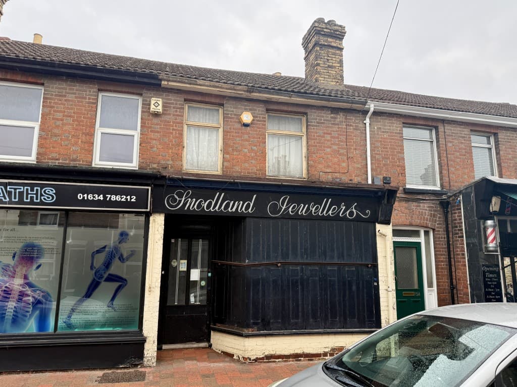 11 Malling Road, Snodland ME6 5AA: Vacant Mixed Use Building With Potential 1