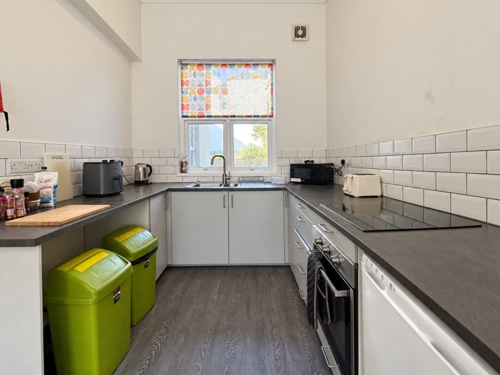 114 & 116 Albert Road, Plymouth PL2 1AF: Two Freehold HMO Properties Close To Devonport Dockyard 3
